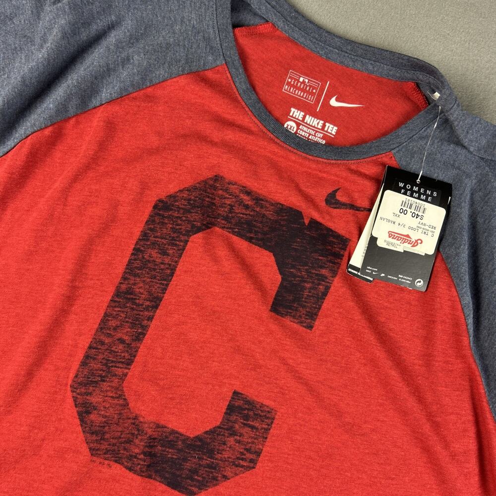 Cleveland Nike Dri-FIT Shirt Women’s 2XL Red 3/4 Sleeve Raglan Baseball Athletic